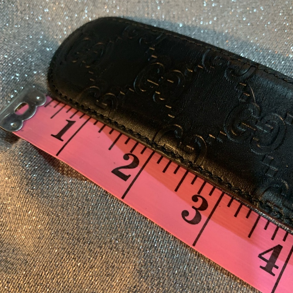 Gucci Black Leather Belt with Silver Logo Buckle - Picture 12 of 13